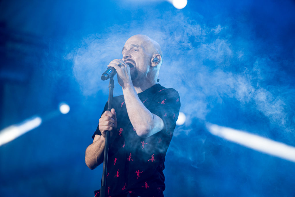Ο Tim Booth των James στη σκηνή του Release Athens Festival 2019
